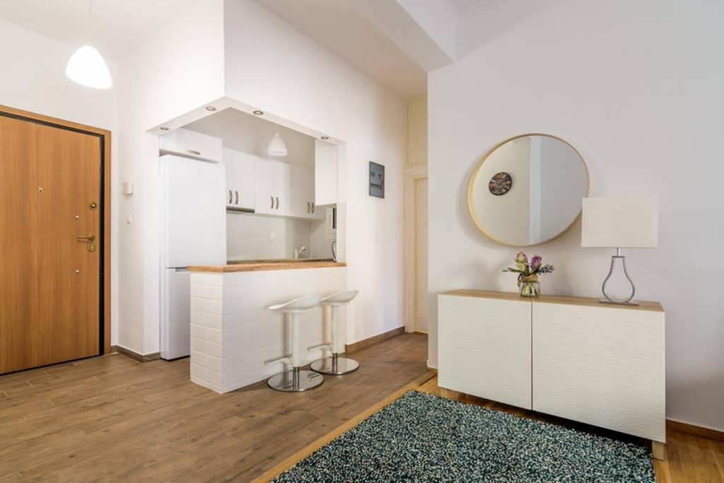 Апартаменти Brand New Decorated Flat For 4 Ppl In Pagrati Афіни Екстер'єр фото