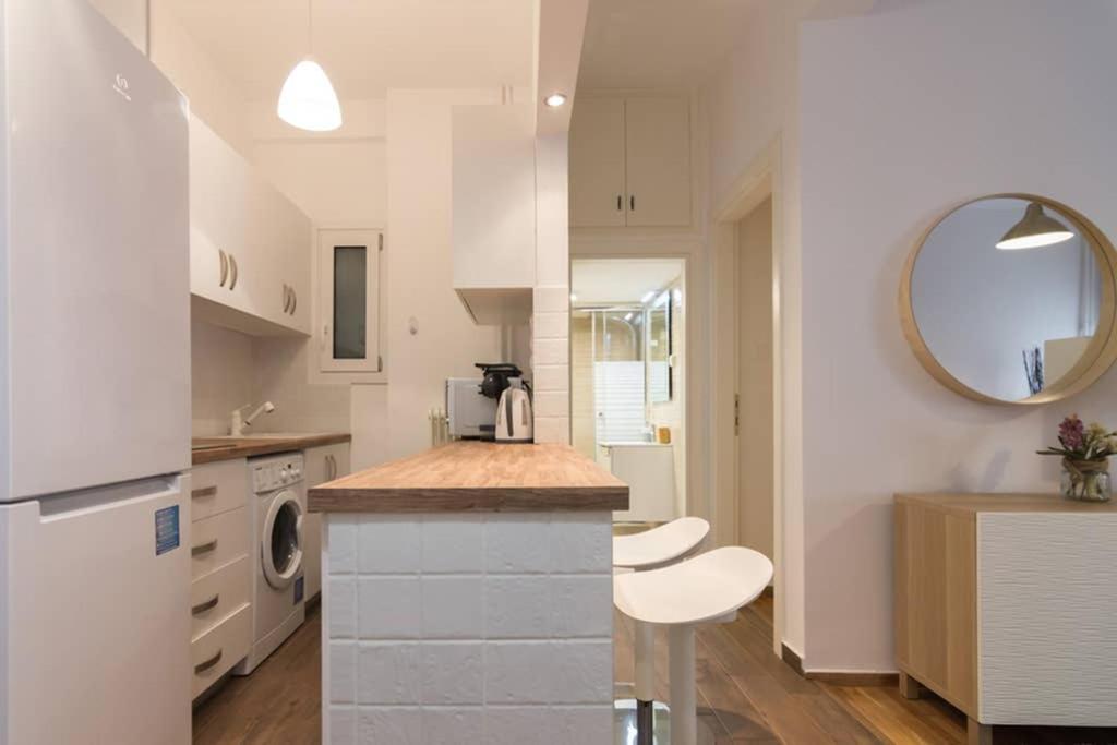 Апартаменти Brand New Decorated Flat For 4 Ppl In Pagrati Афіни Екстер'єр фото